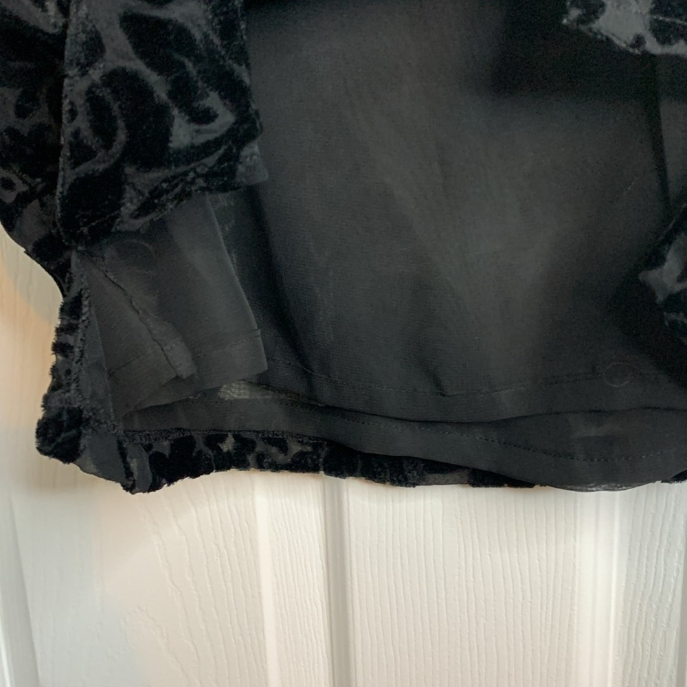 Black Velvet Burnout Floral Blouse Semi Sheer Sleeveless Collared Neck Bow Party - Picture 10 of 13
